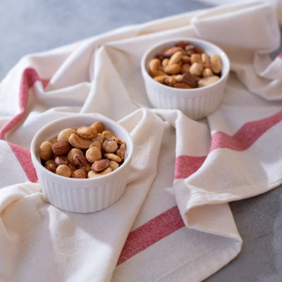 NATU Pečené oříšky s medem a solí 200g